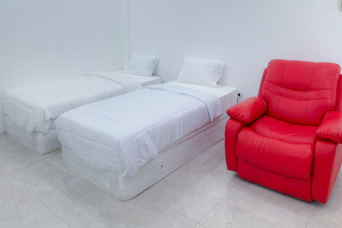 Twin Bed Photo 2