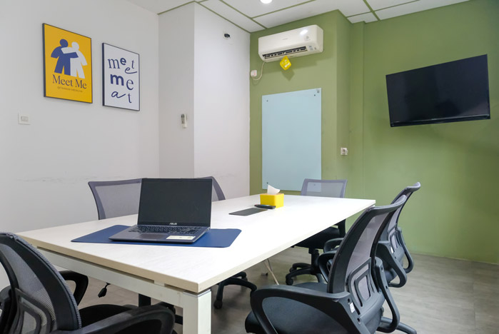 Meeting Room Photo 01