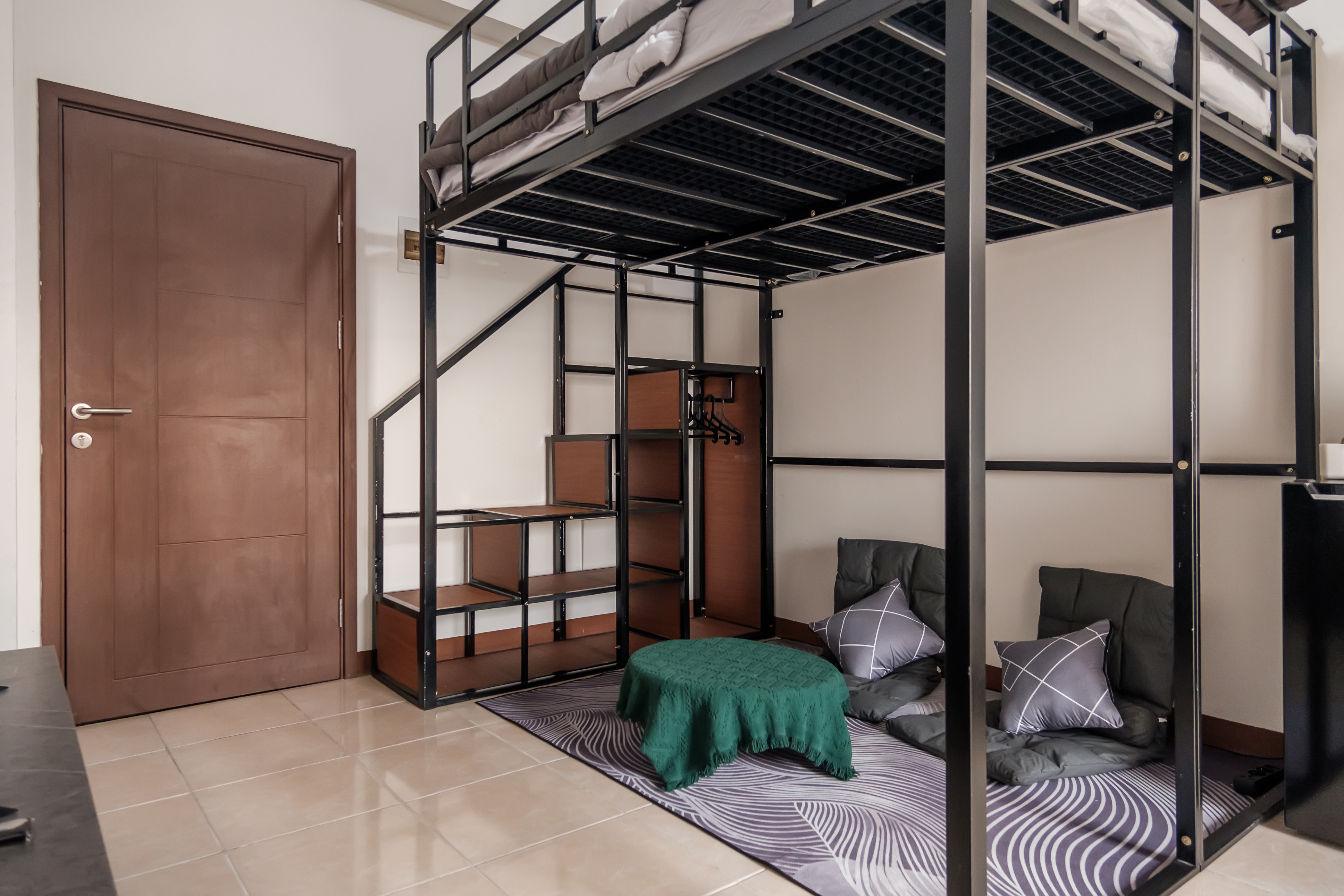 Mirea Studio P001 Photo 6