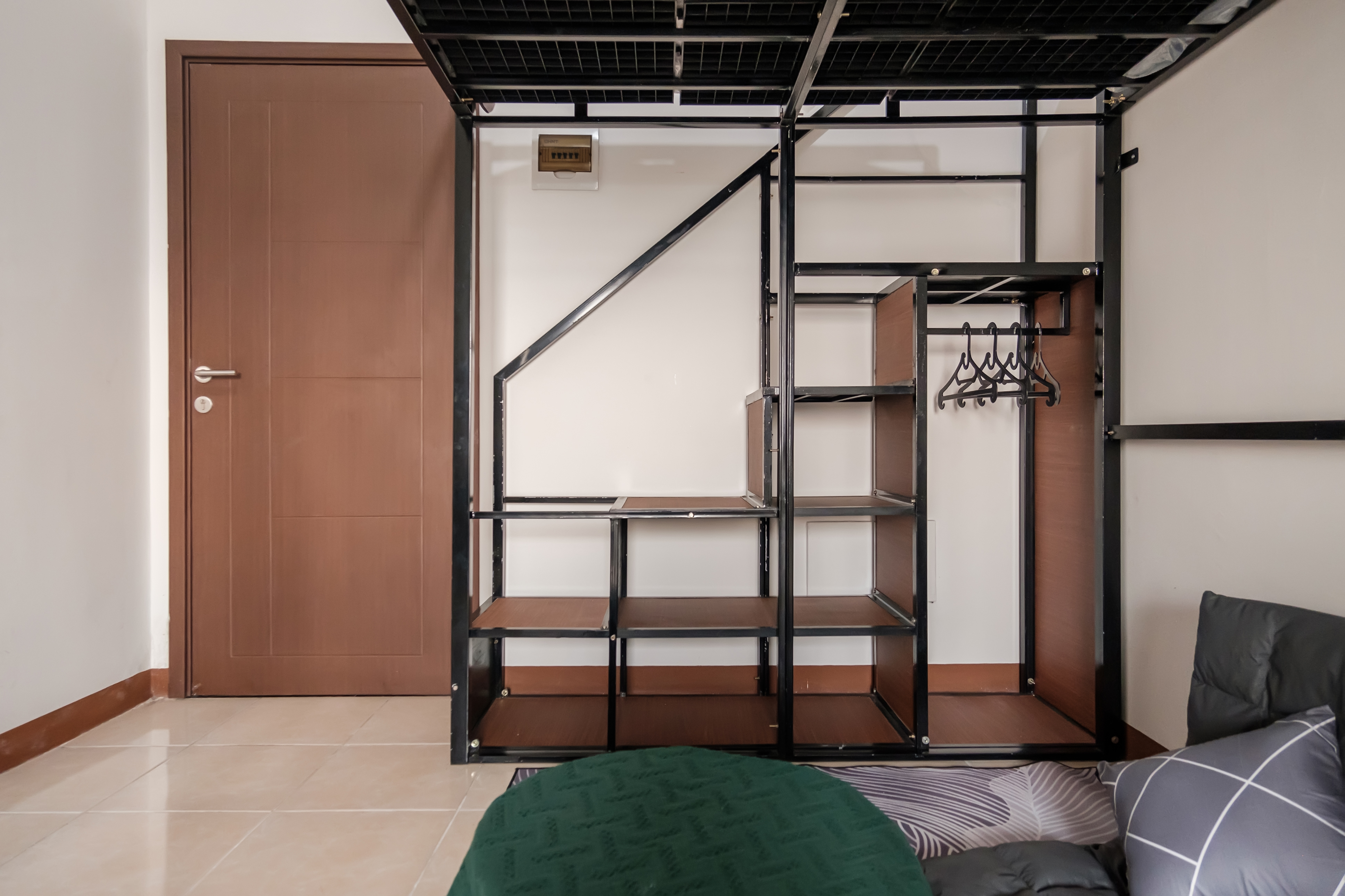 Mirea Studio P001 Photo 9